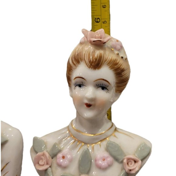 Vintage Bone China Flower Couple Figurines Hand Painted w Gold Accents Set of 2 - Picture 8 of 11